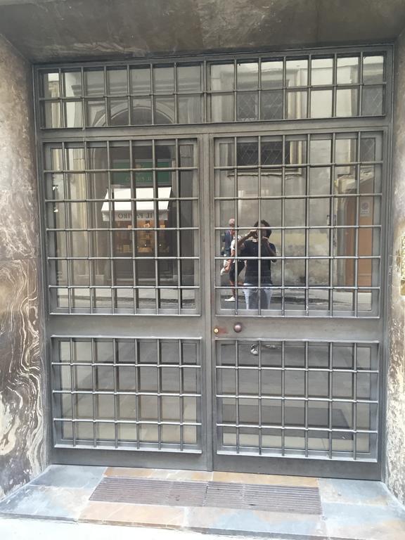 Appartamenti Ponte Vecchio Φλωρεντία Δωμάτιο φωτογραφία